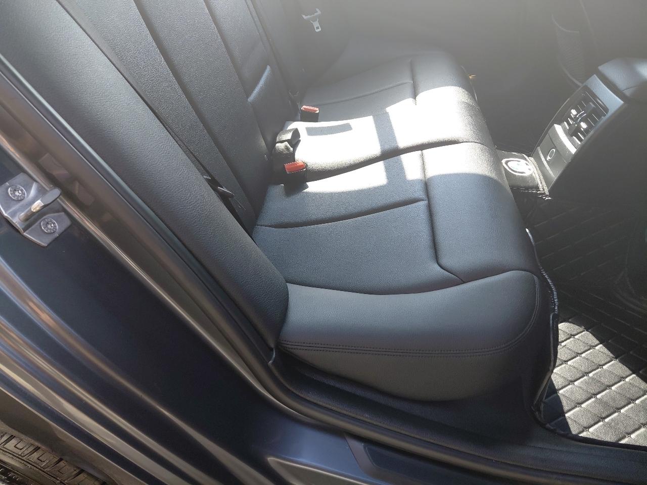 BMW 3 Series 4dr Sdn 320i xDrive AWD 2014