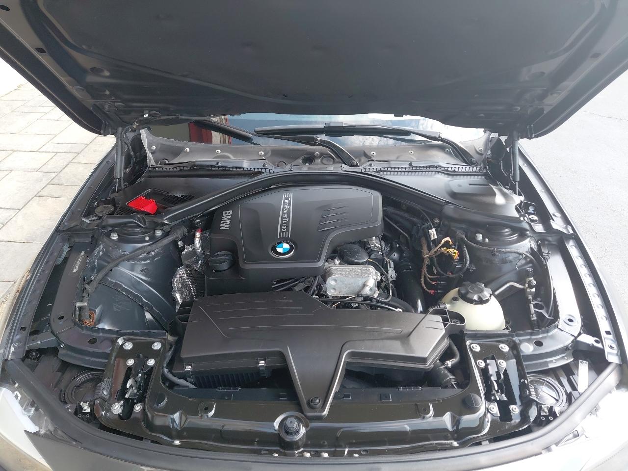 BMW 3 Series 4dr Sdn 320i xDrive AWD 2014