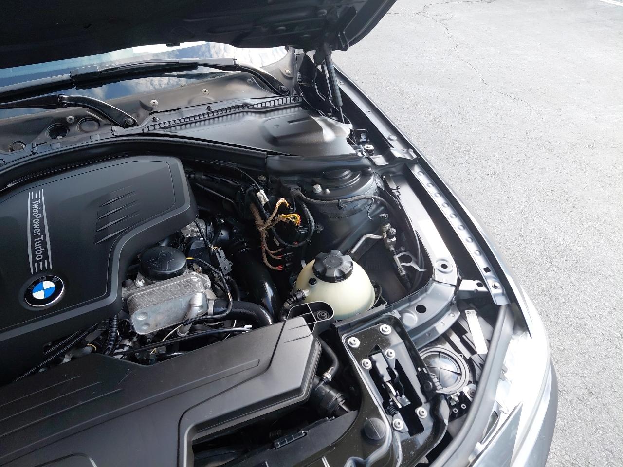 BMW 3 Series 4dr Sdn 320i xDrive AWD 2014