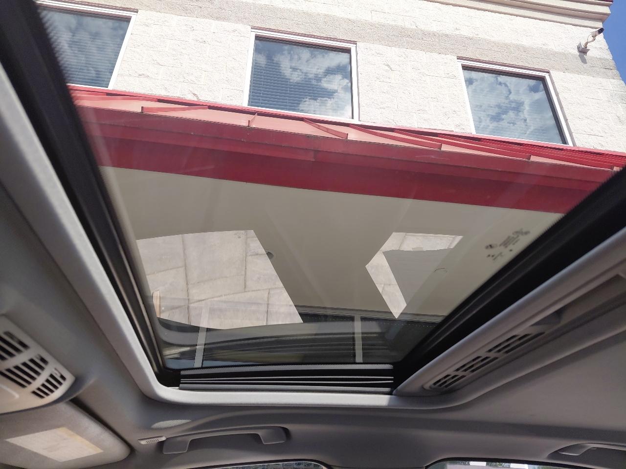 BMW 3 Series 4dr Sdn 320i xDrive AWD 2014