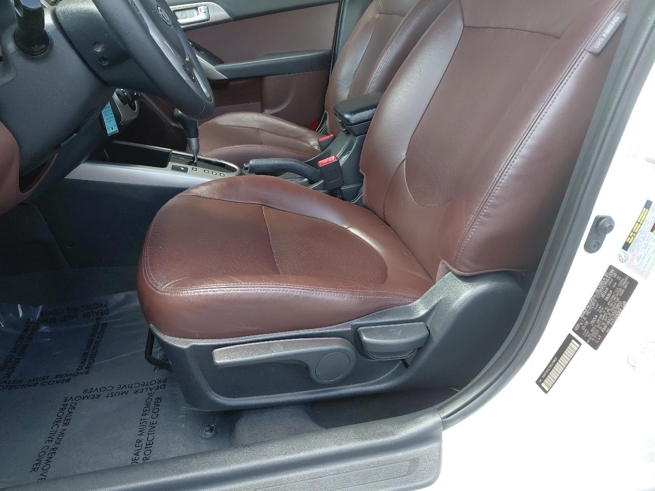 Kia Forte 4dr Sdn Auto EX 2010