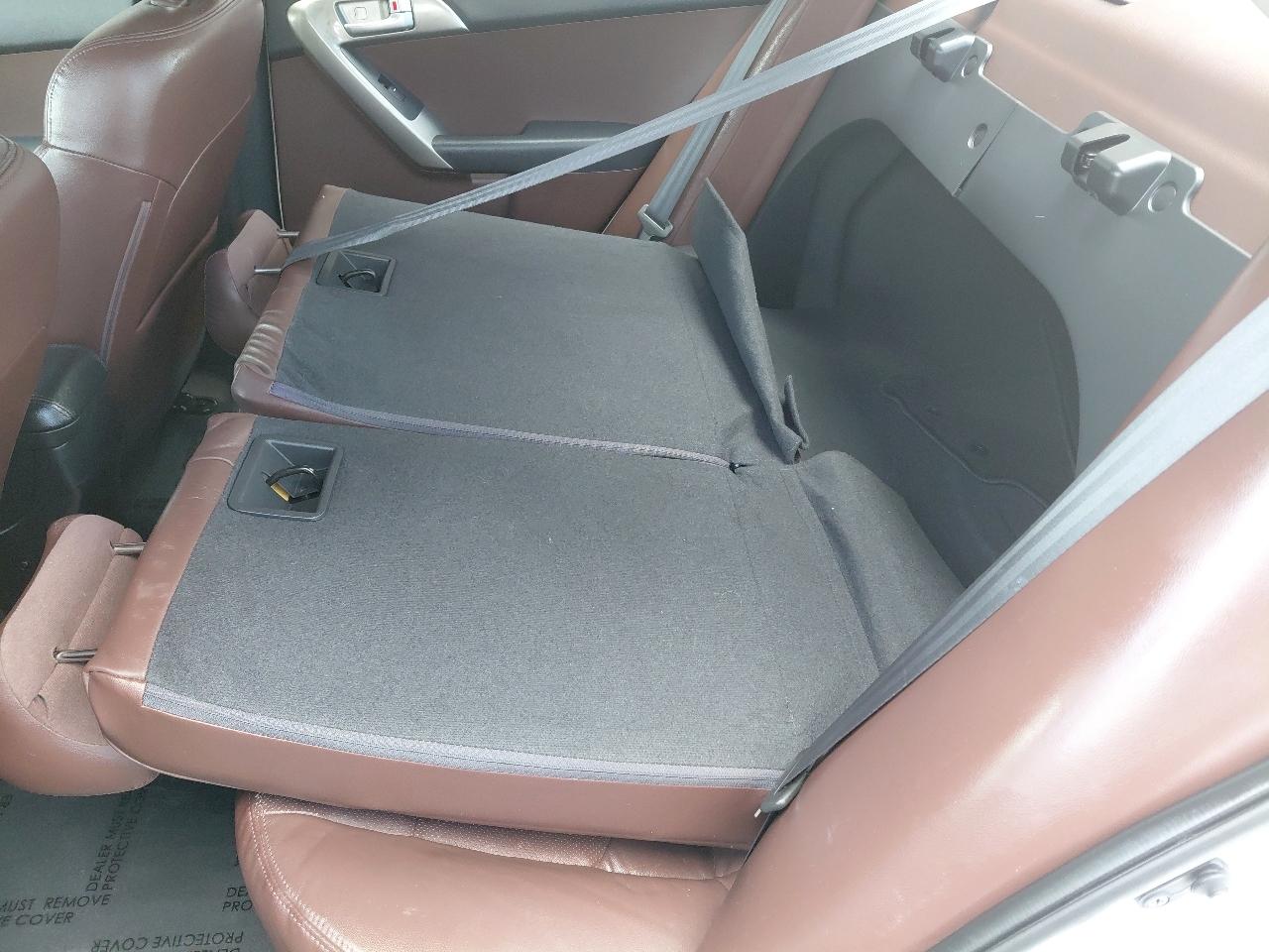 Kia Forte 4dr Sdn Auto EX 2010