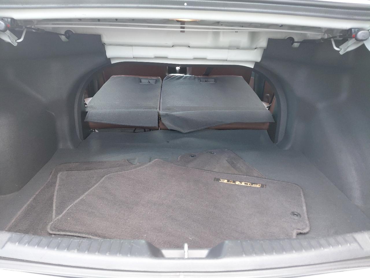 Kia Forte 4dr Sdn Auto EX 2010
