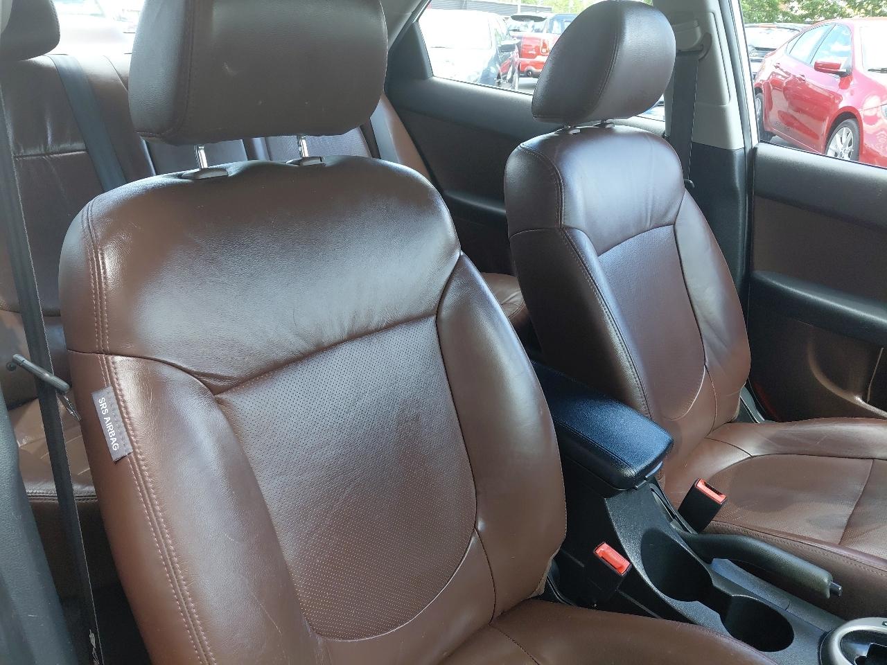 Kia Forte 4dr Sdn Auto EX 2010