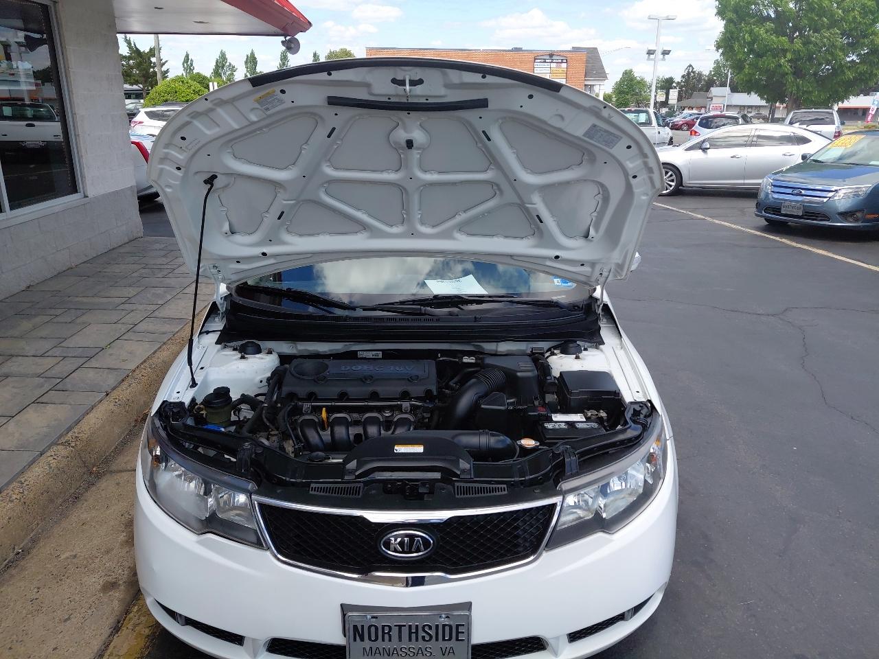 Kia Forte 4dr Sdn Auto EX 2010