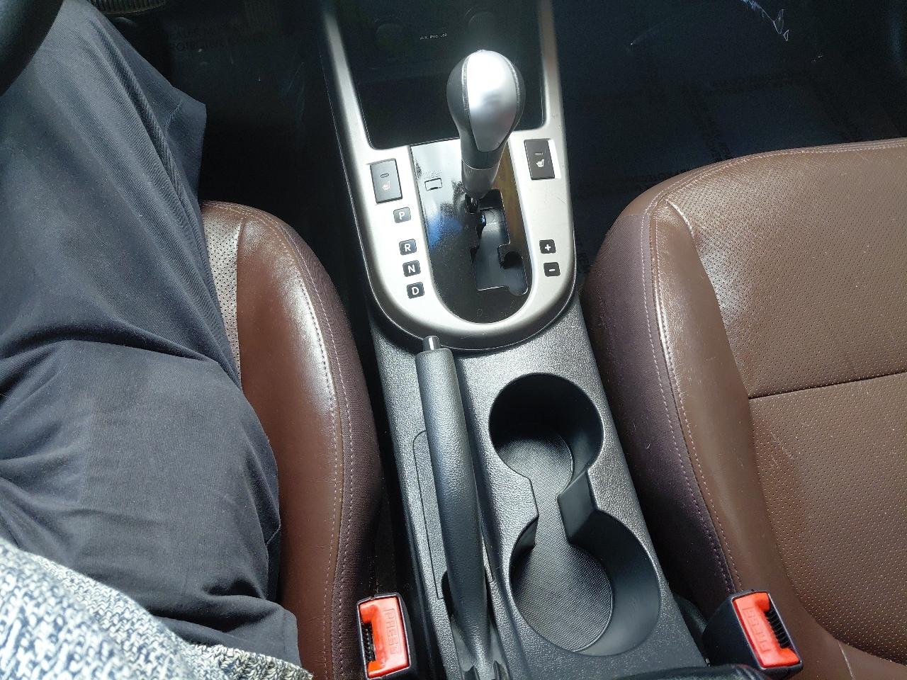 Kia Forte 4dr Sdn Auto EX 2010