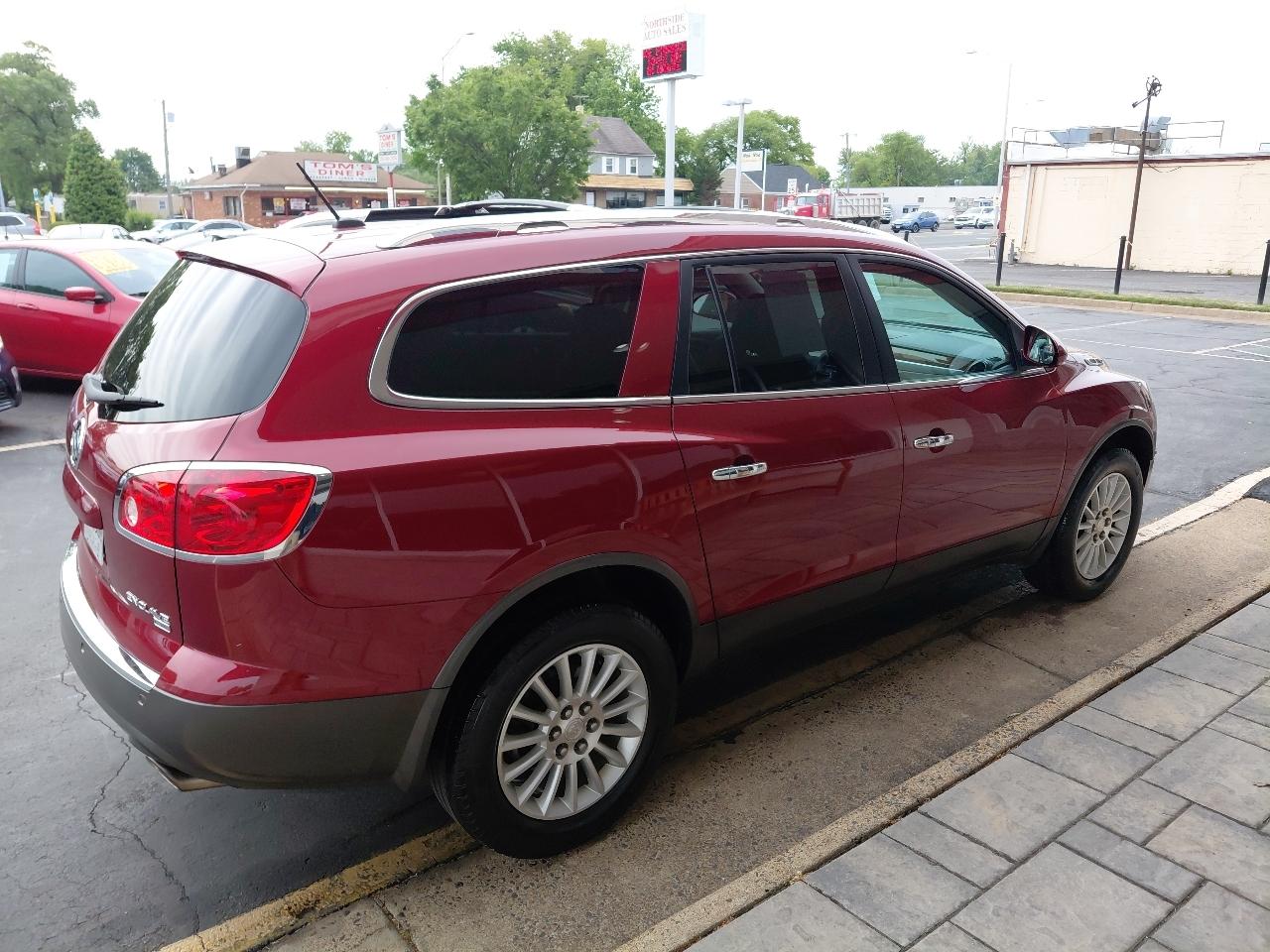 Buick Enclave FWD 4dr CXL-1 2011