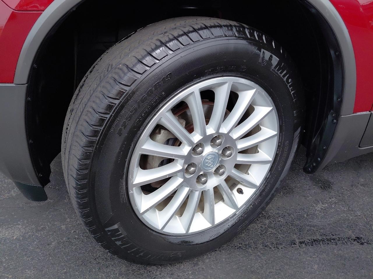 Buick Enclave FWD 4dr CXL-1 2011