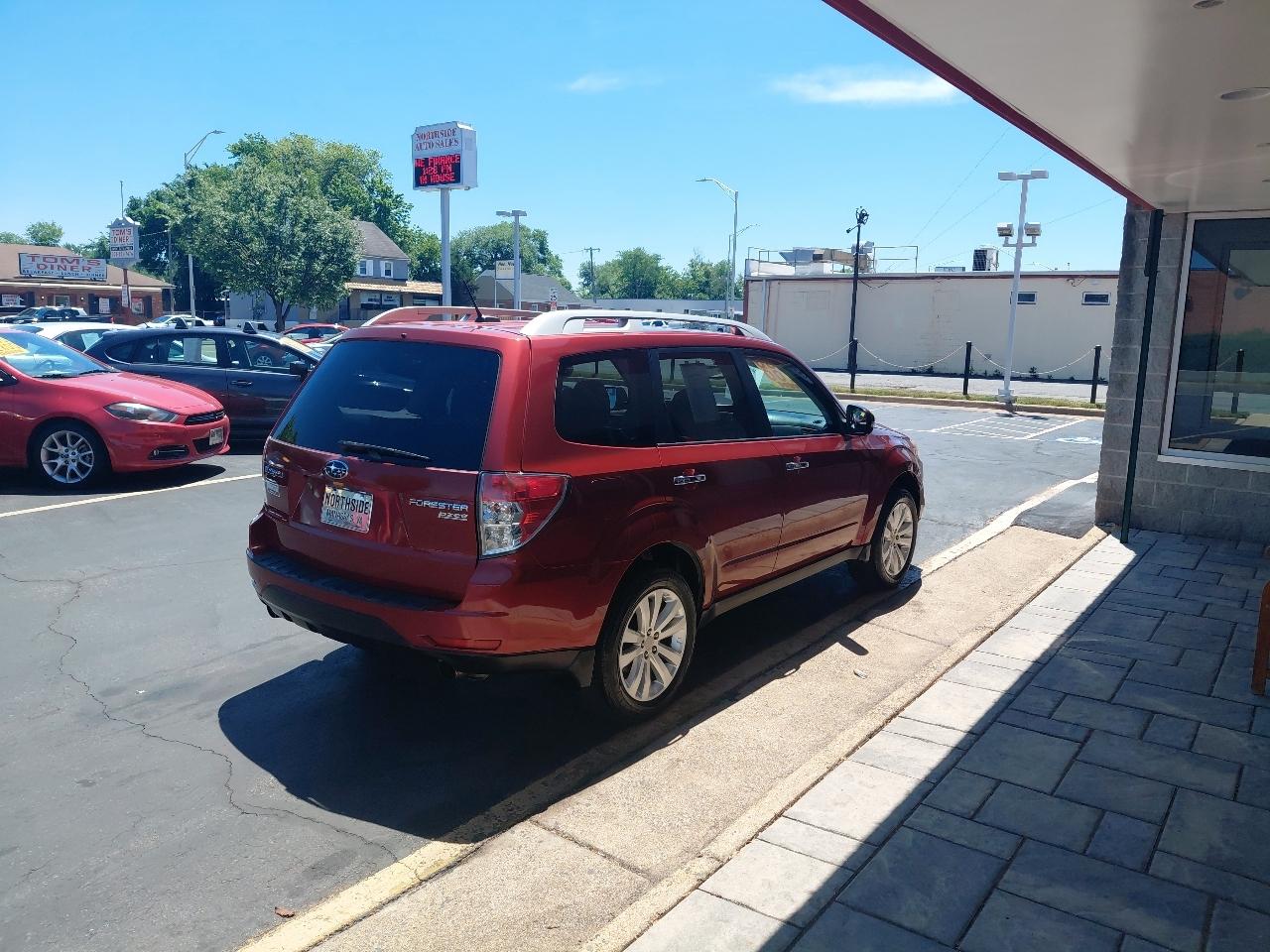 Subaru Forester 4dr Auto 2.5X Touring 2011