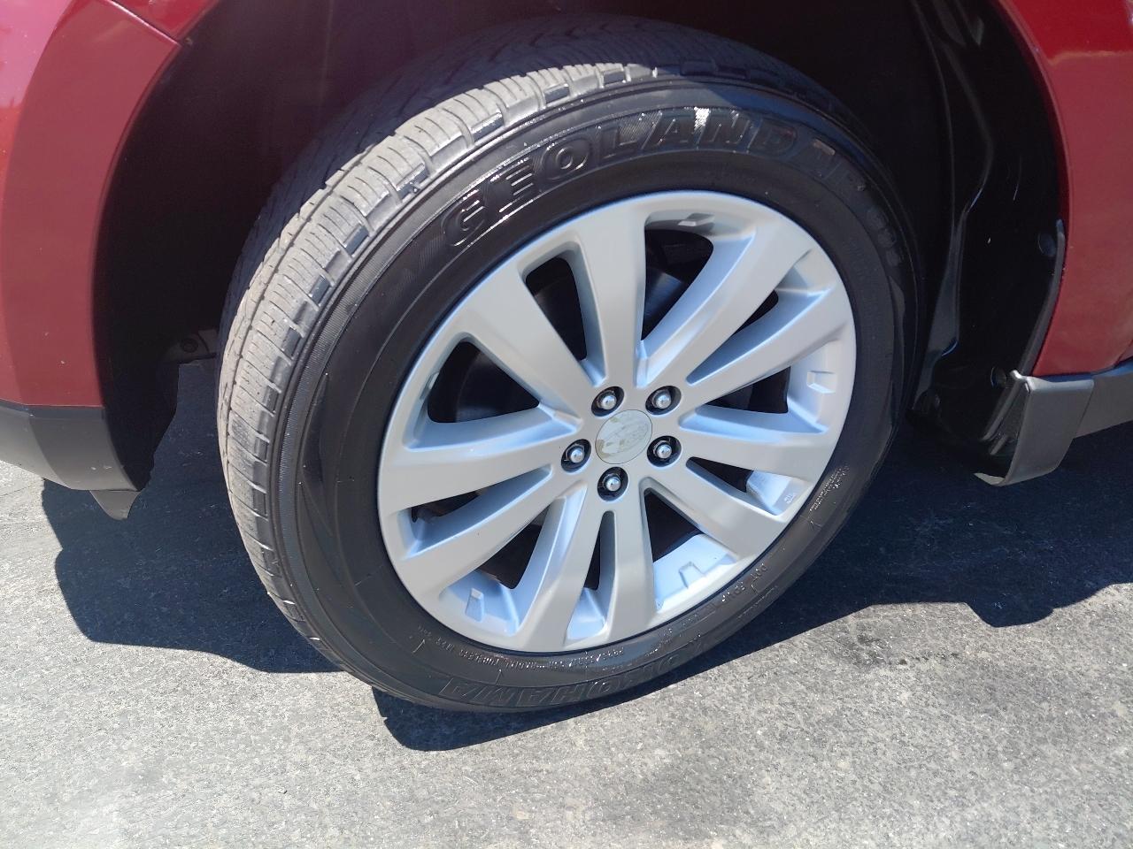Subaru Forester 4dr Auto 2.5X Touring 2011