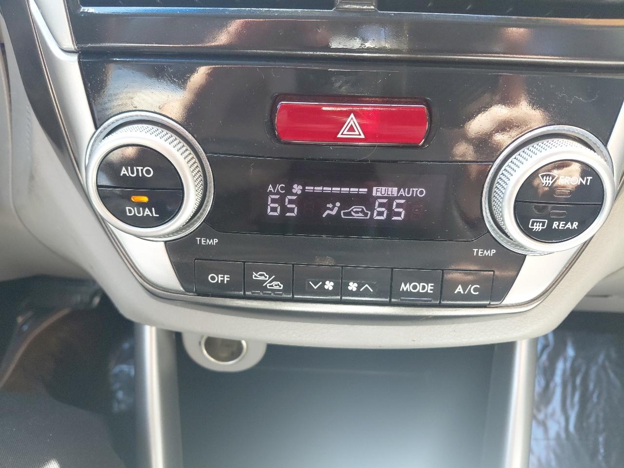 Subaru Forester 4dr Auto 2.5X Touring 2011