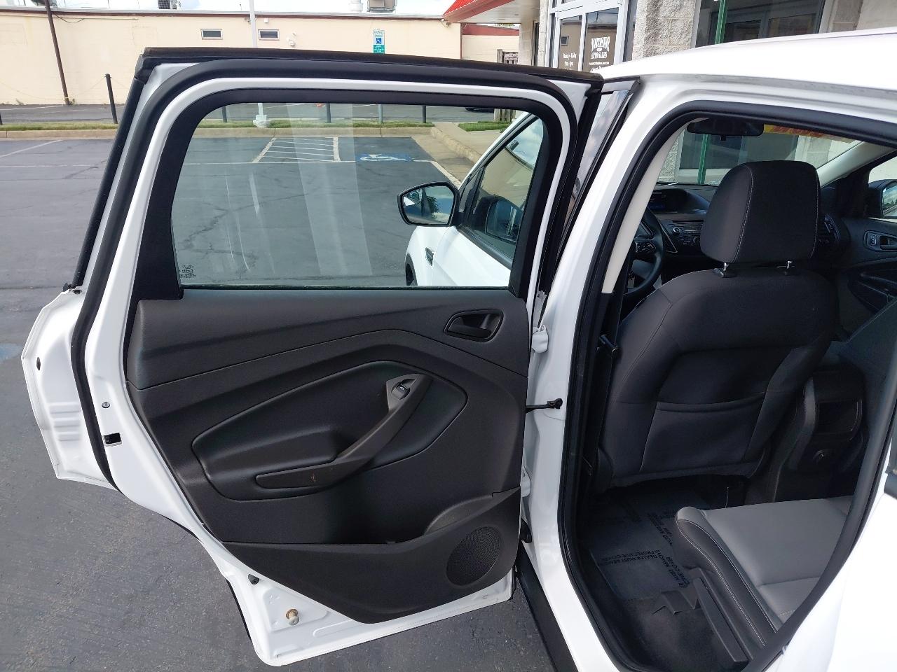 Ford Escape S FWD 2017