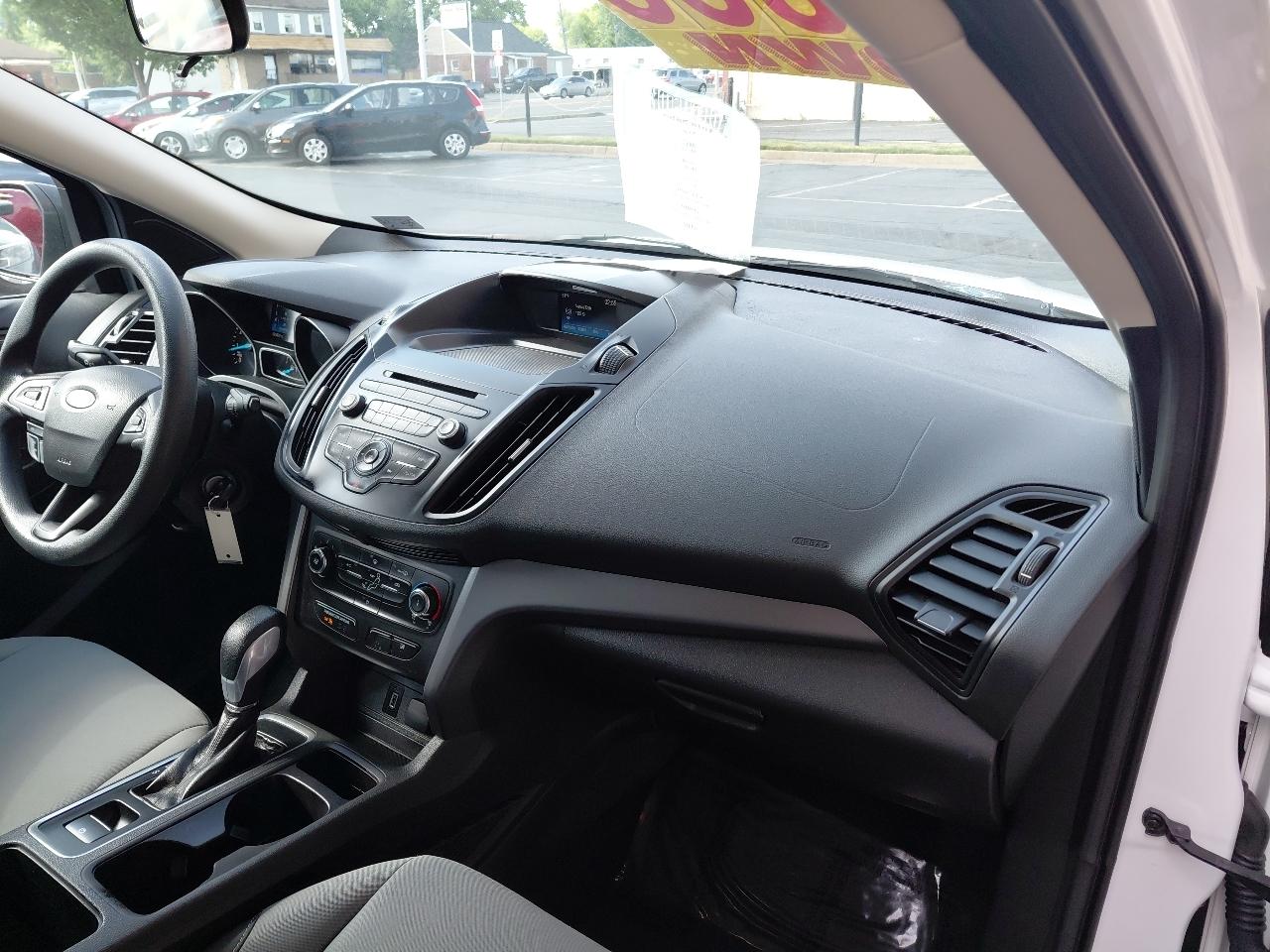 Ford Escape S FWD 2017