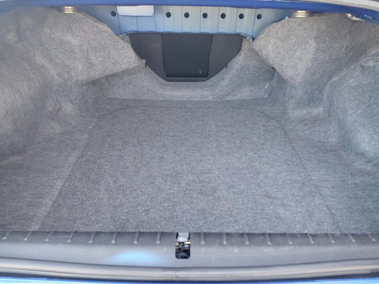 Mitsubishi Galant 4dr Sdn DE 2.4L Auto 2006
