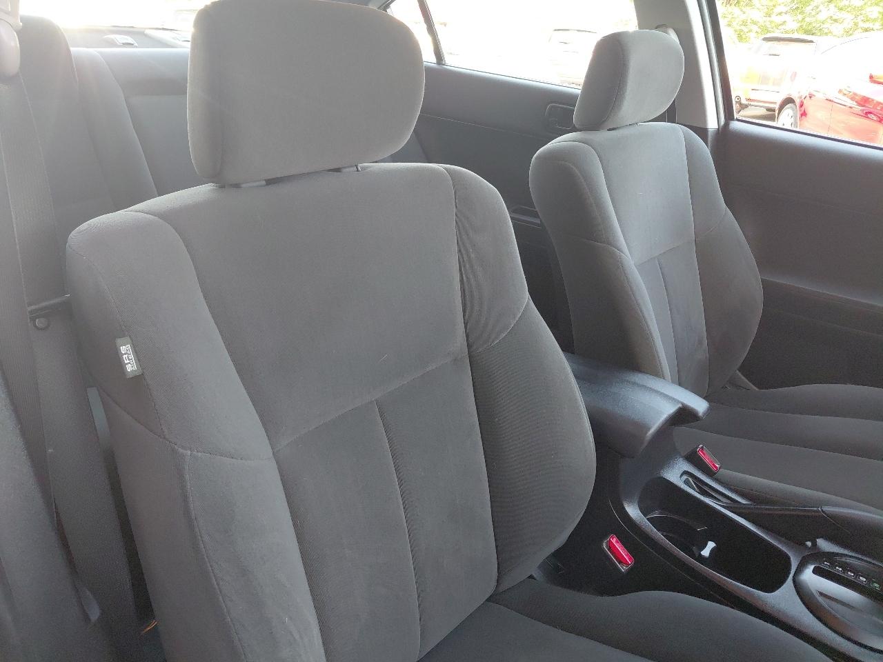 Mitsubishi Galant 4dr Sdn DE 2.4L Auto 2006