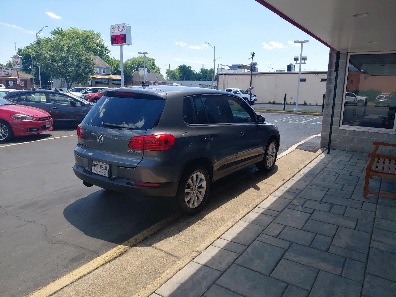 Volkswagen Tiguan 2WD 4dr Auto R-Line 2014
