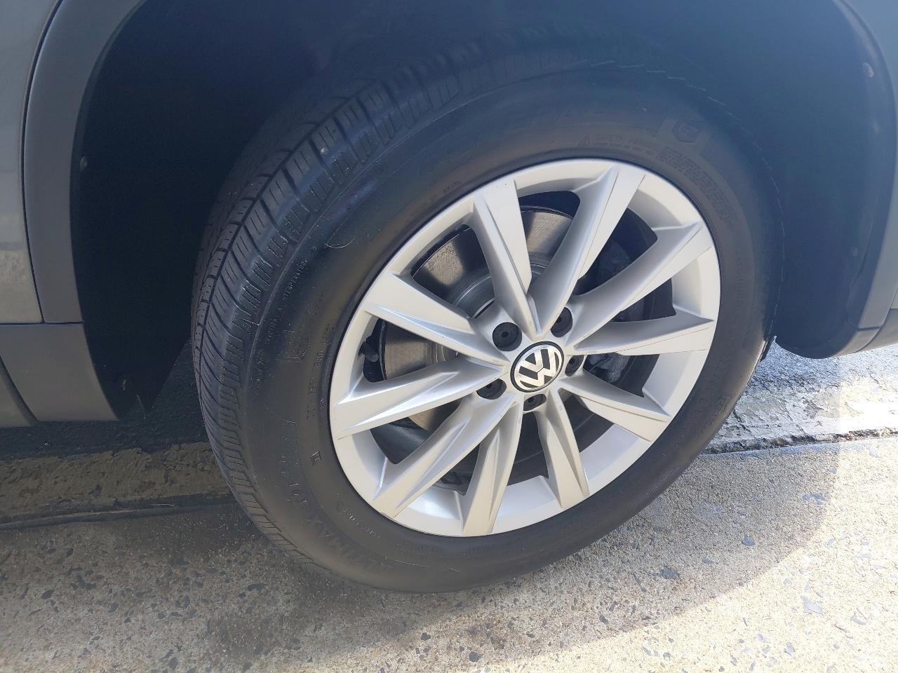 Volkswagen Tiguan 2WD 4dr Auto R-Line 2014