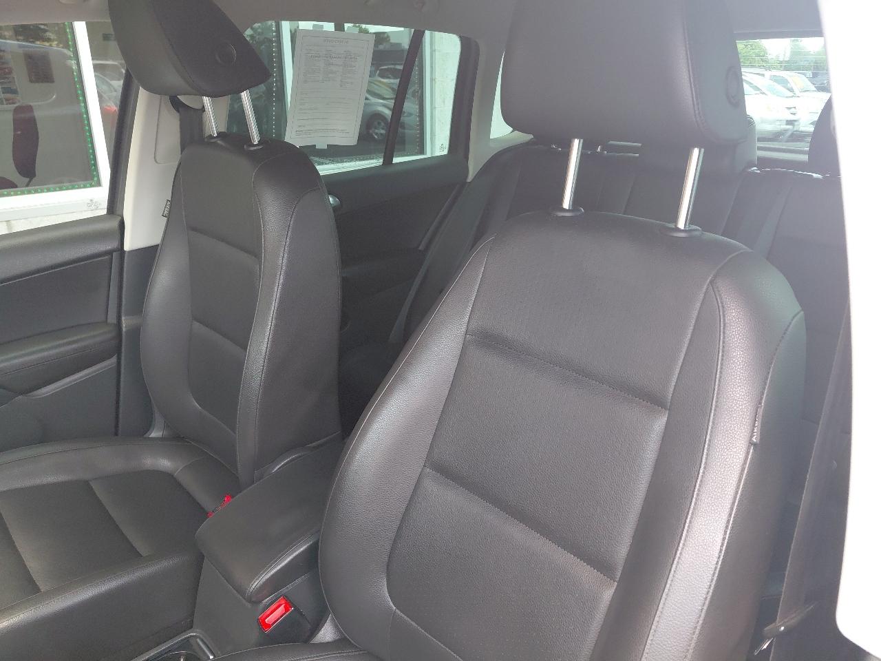Volkswagen Tiguan 2WD 4dr Auto R-Line 2014