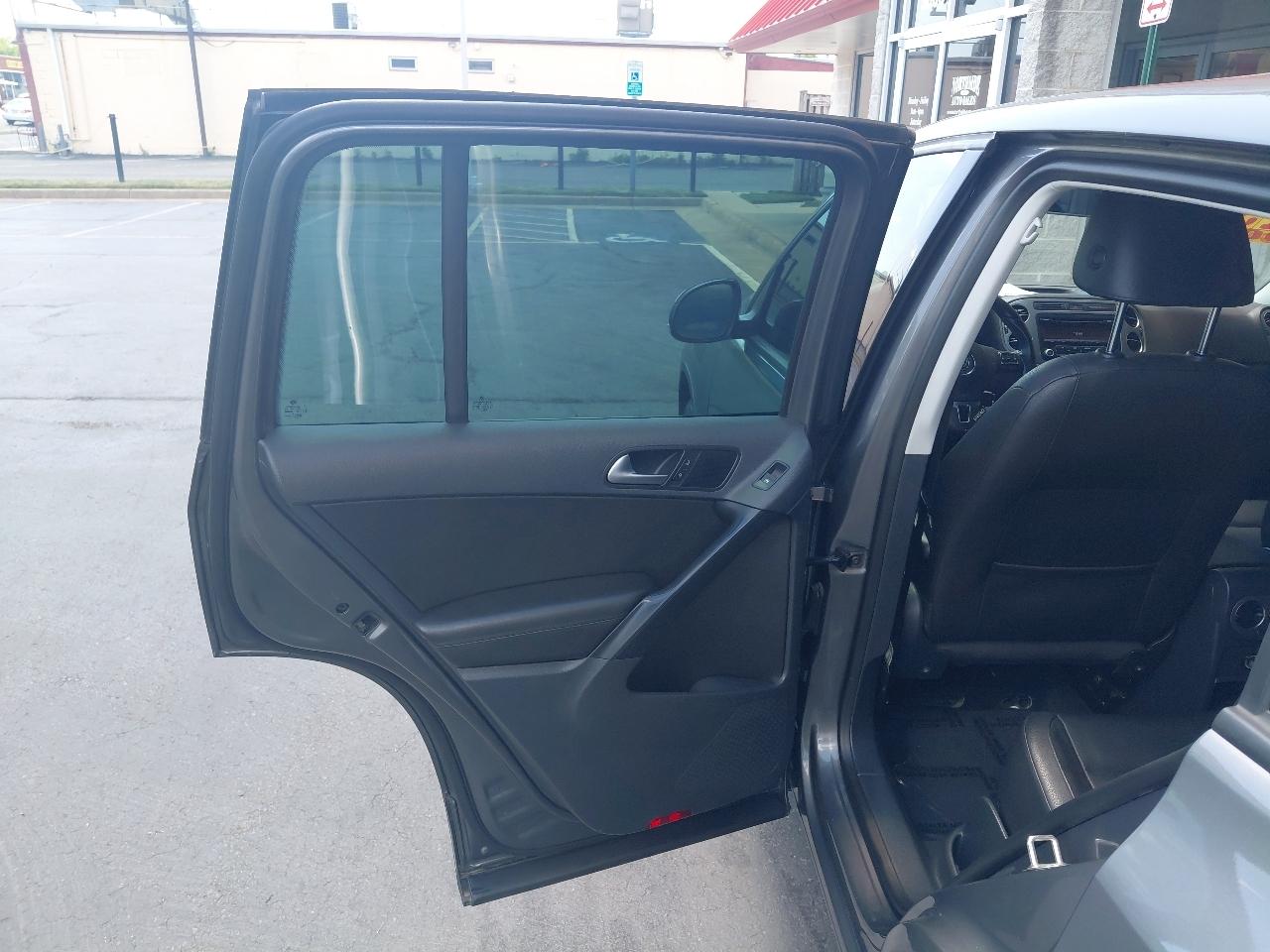 Volkswagen Tiguan 2WD 4dr Auto R-Line 2014