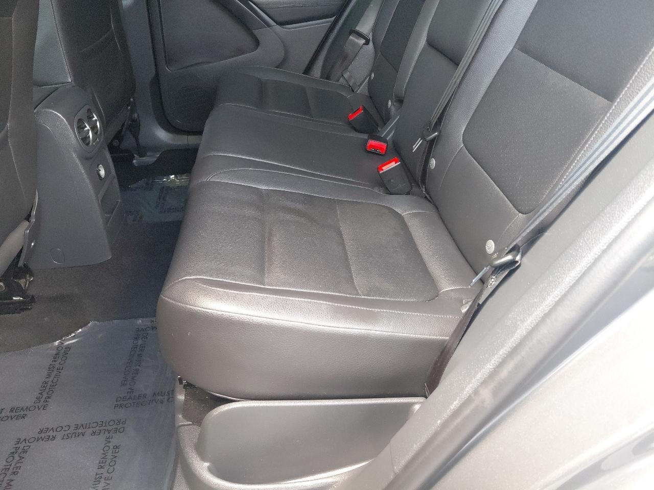 Volkswagen Tiguan 2WD 4dr Auto R-Line 2014