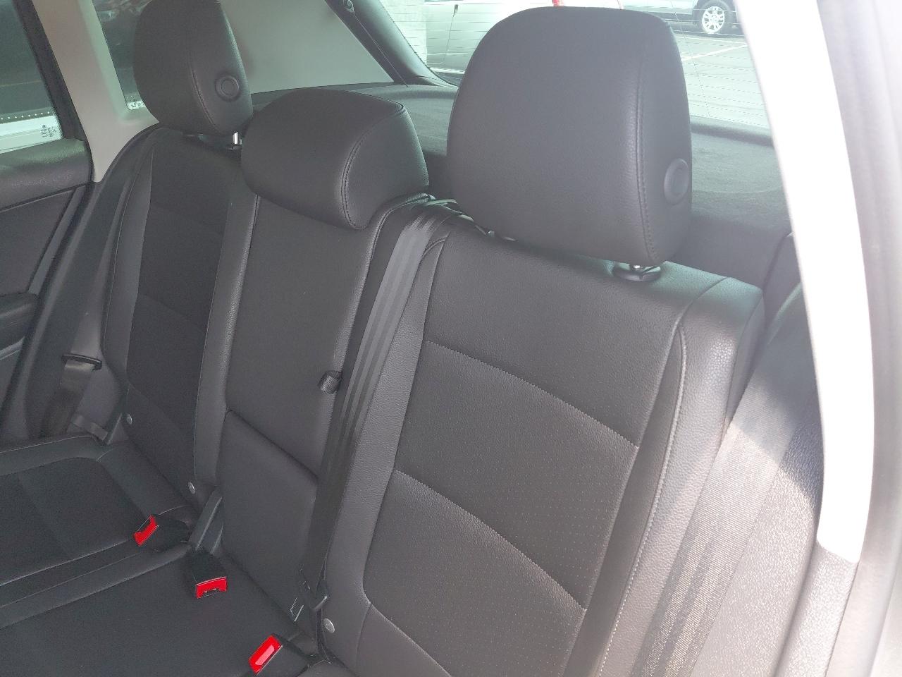 Volkswagen Tiguan 2WD 4dr Auto R-Line 2014