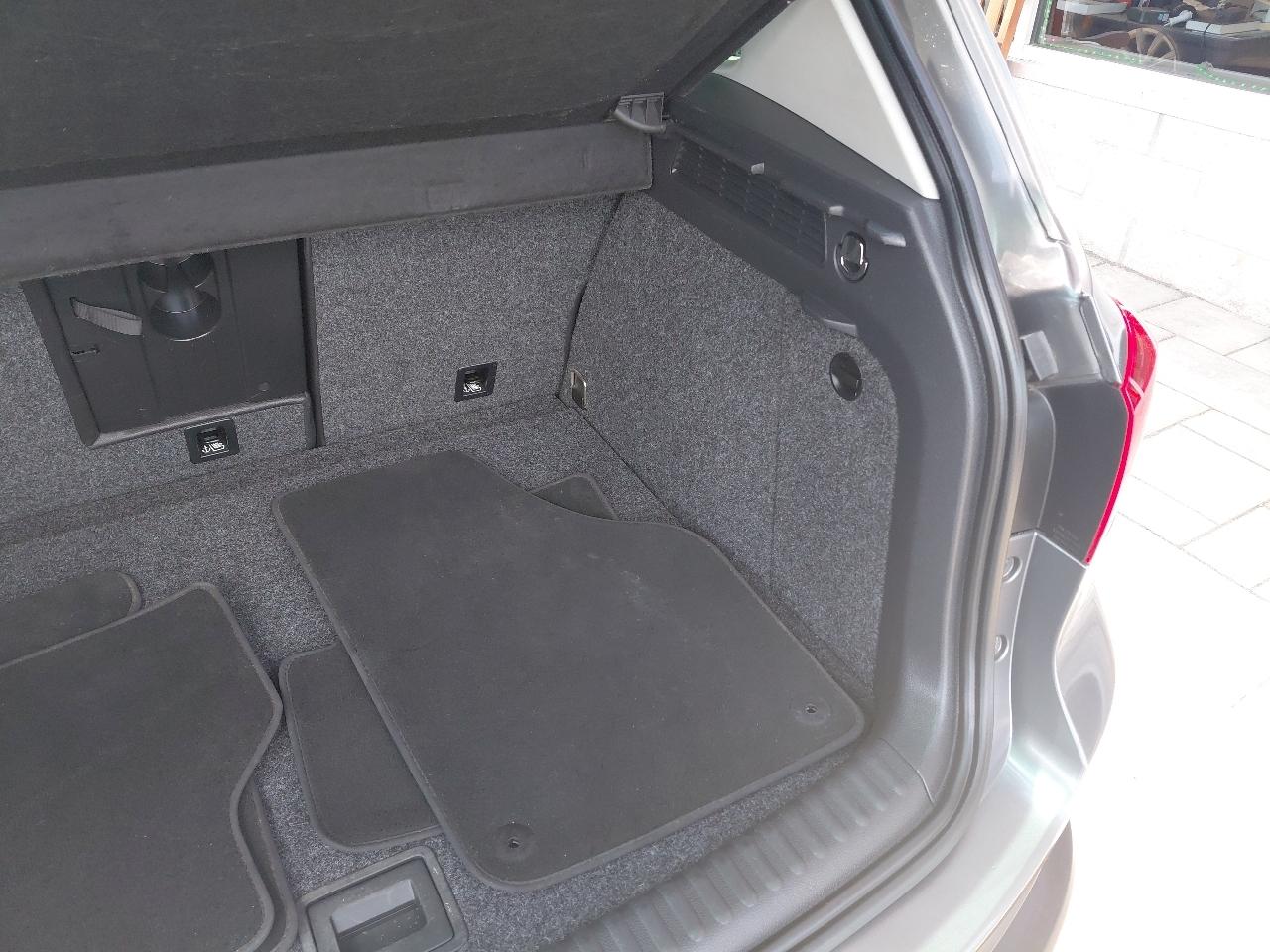 Volkswagen Tiguan 2WD 4dr Auto R-Line 2014