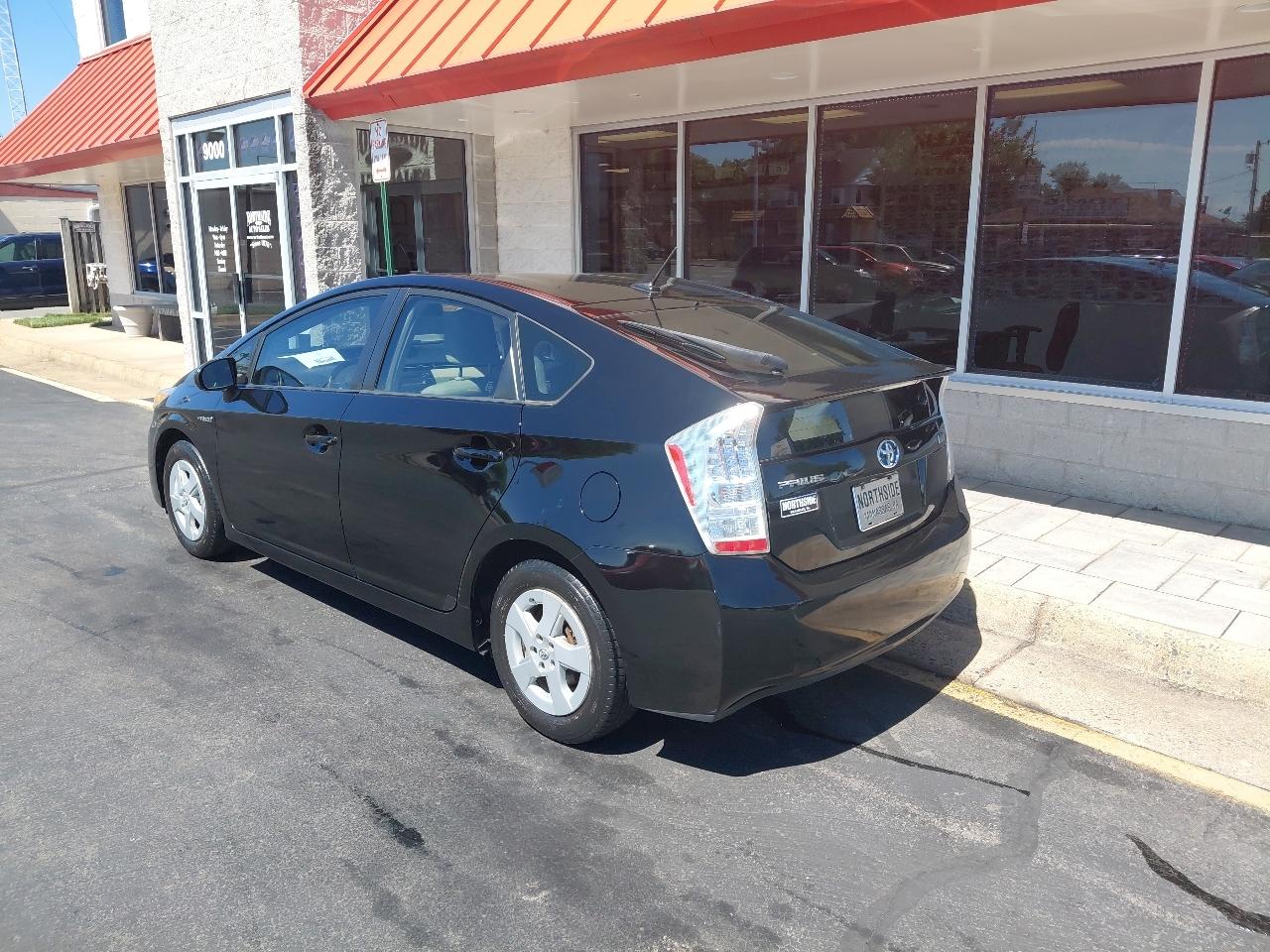 Toyota Prius 5dr HB III (Natl) 2011