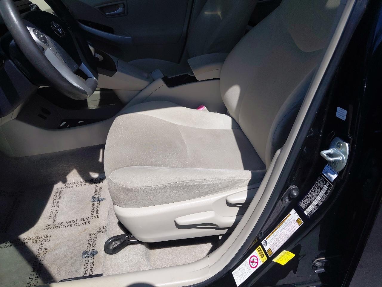 Toyota Prius 5dr HB III (Natl) 2011