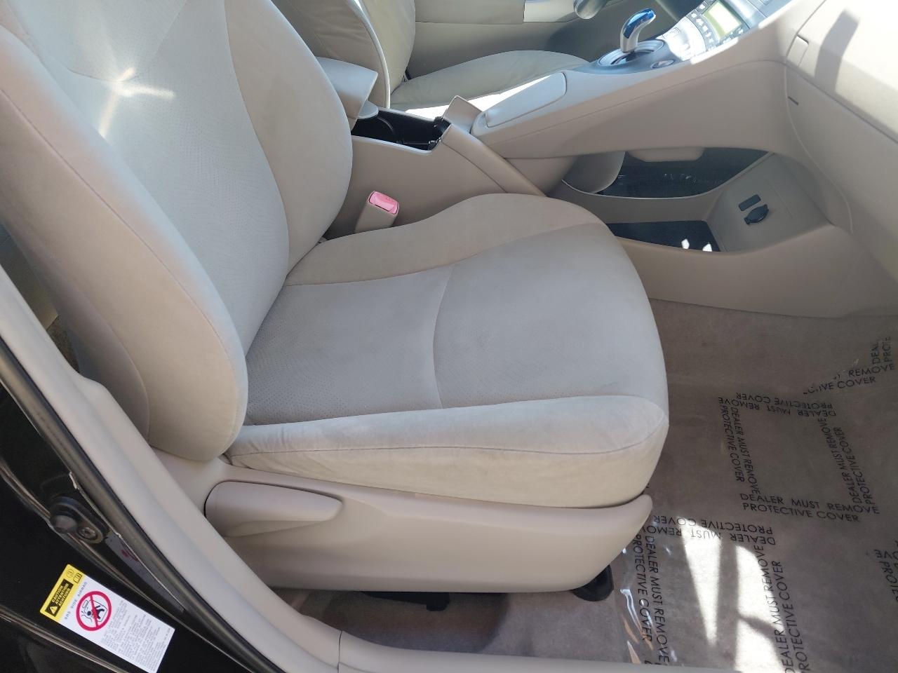 Toyota Prius 5dr HB III (Natl) 2011