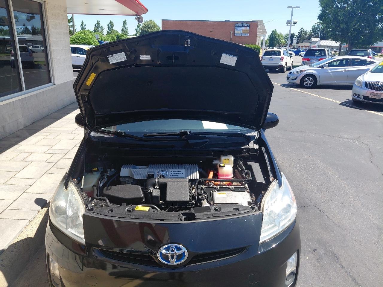 Toyota Prius 5dr HB III (Natl) 2011