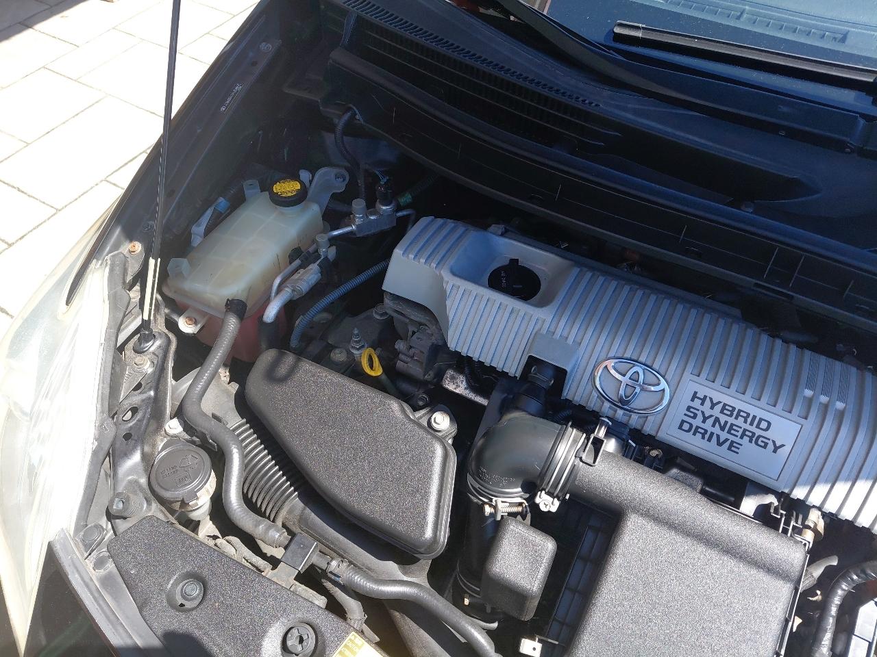 Toyota Prius 5dr HB III (Natl) 2011