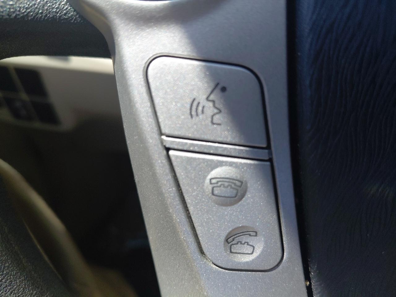 Toyota Prius 5dr HB III (Natl) 2011