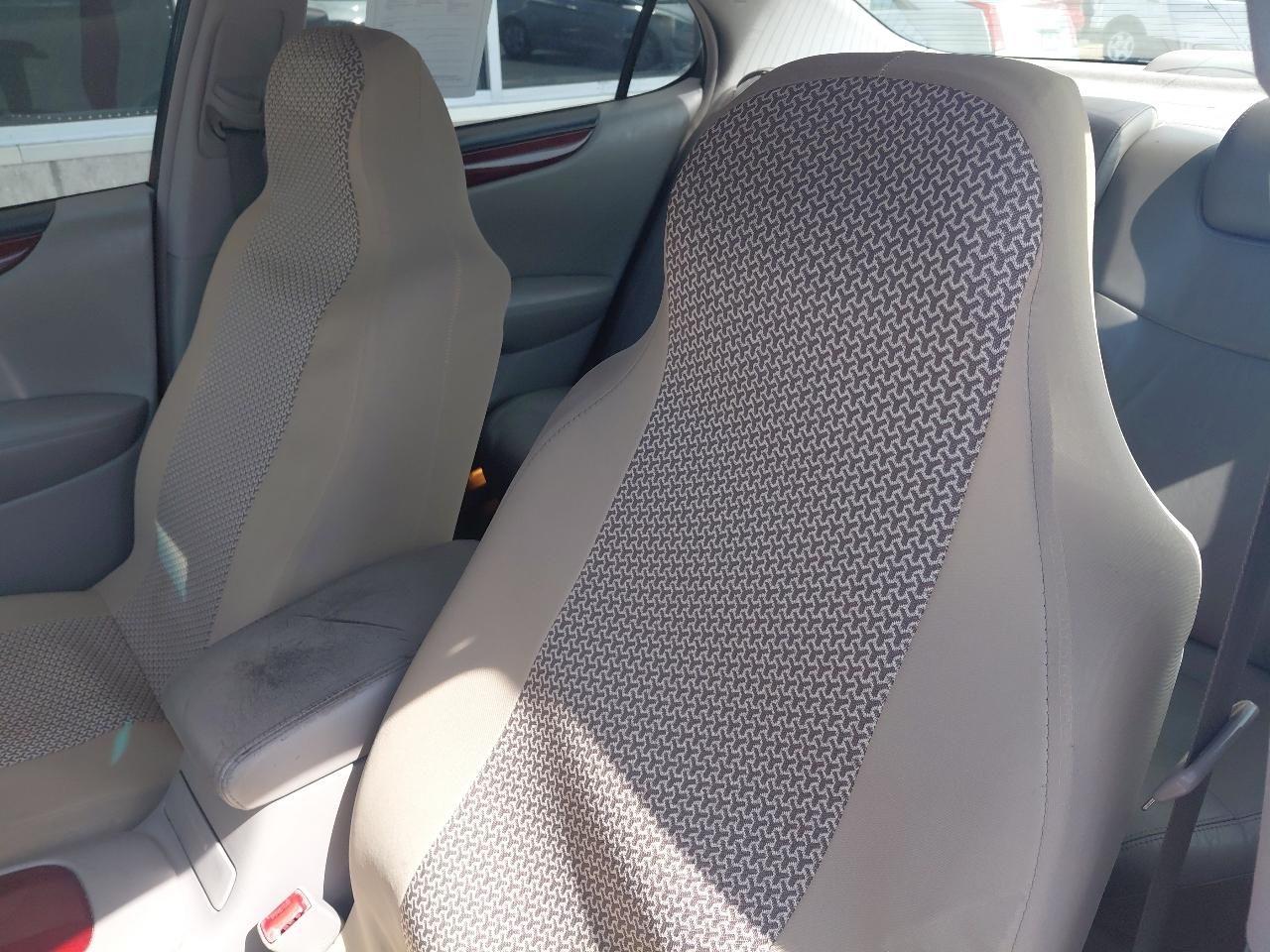 Lexus ES 300 4dr Sdn 2002