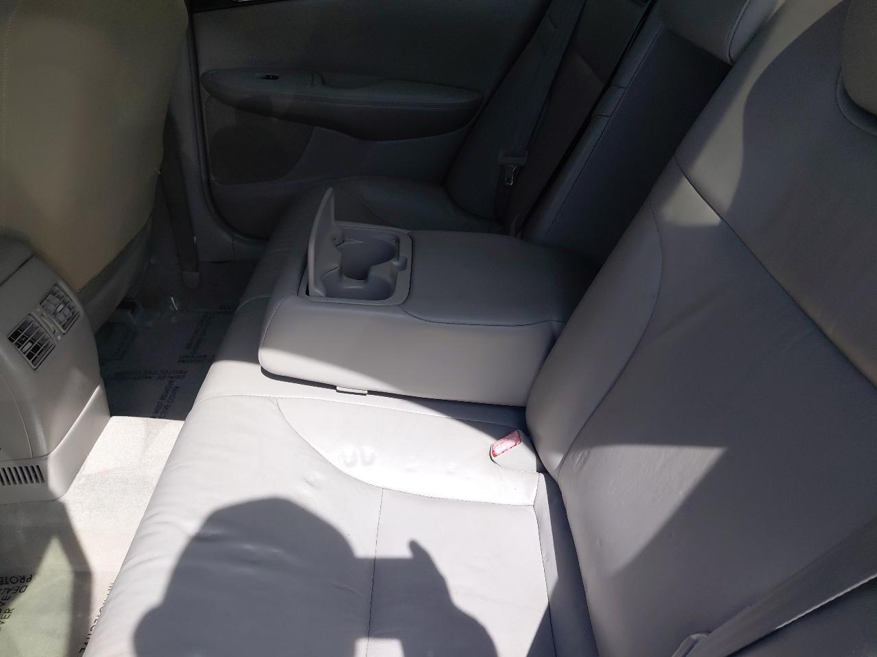 Lexus ES 300 4dr Sdn 2002