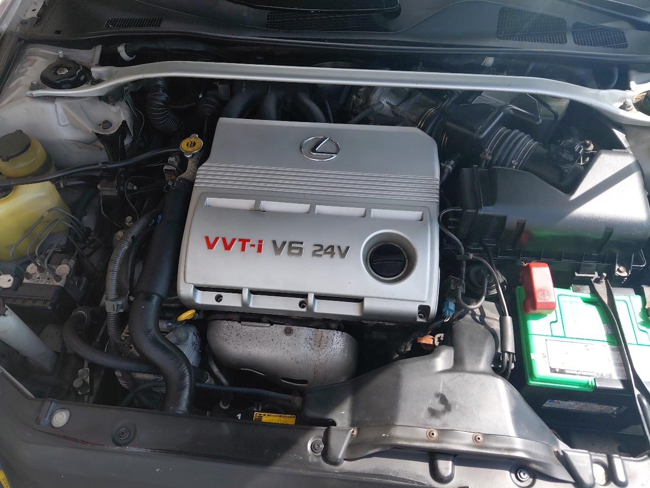 Lexus ES 300 4dr Sdn 2002