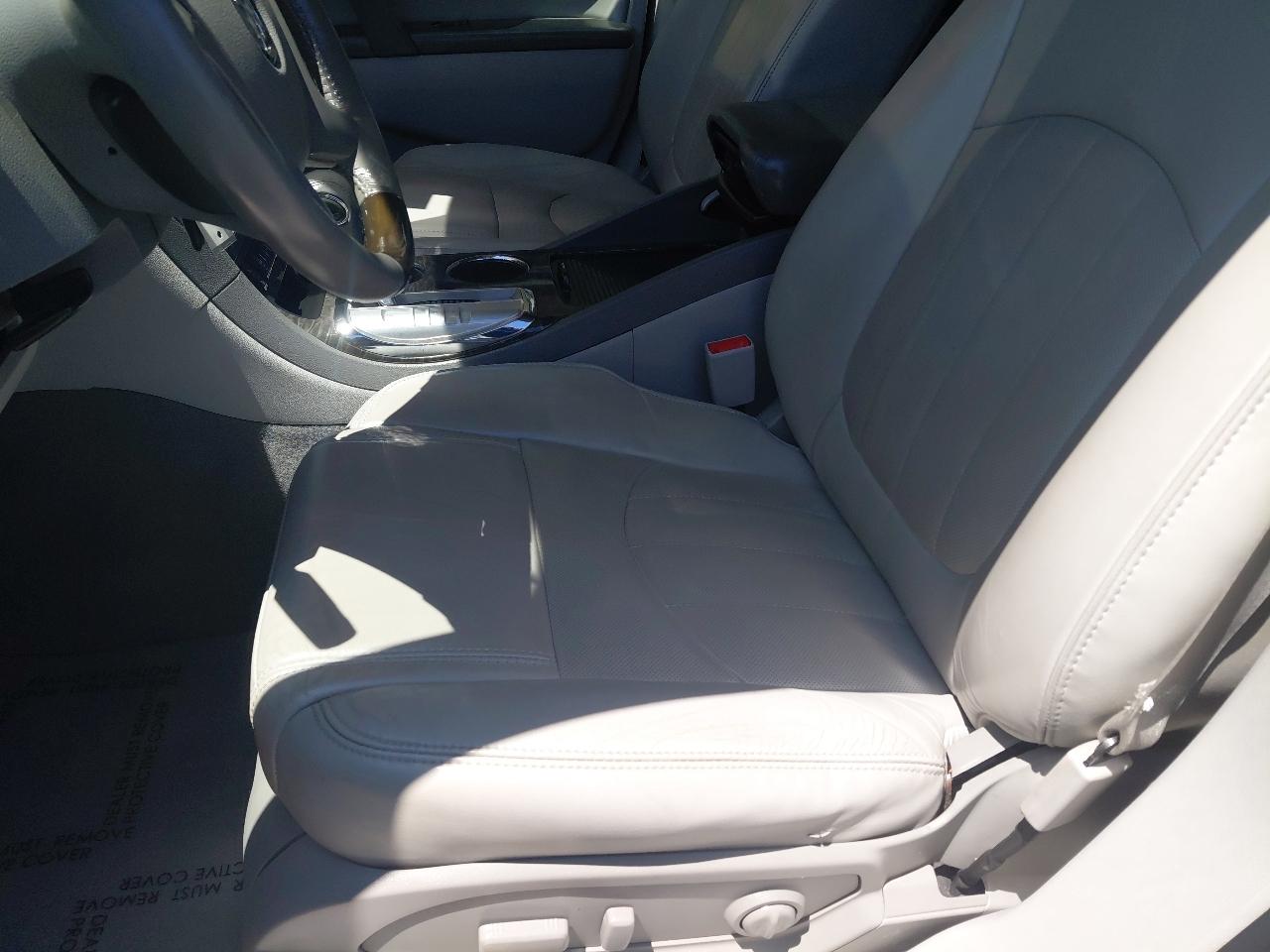 Buick Enclave AWD 4dr Leather 2014