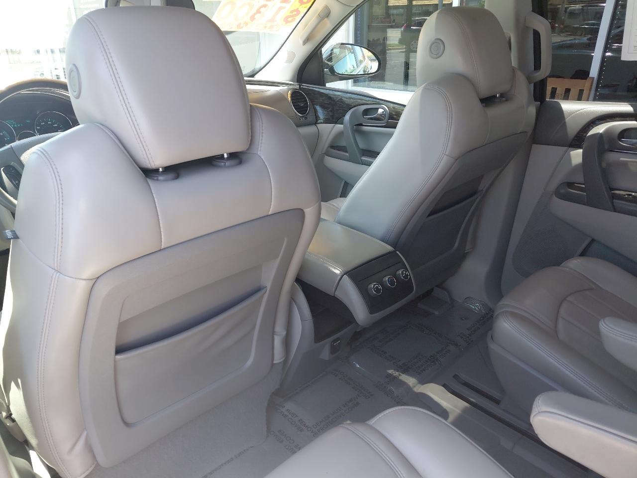 Buick Enclave AWD 4dr Leather 2014