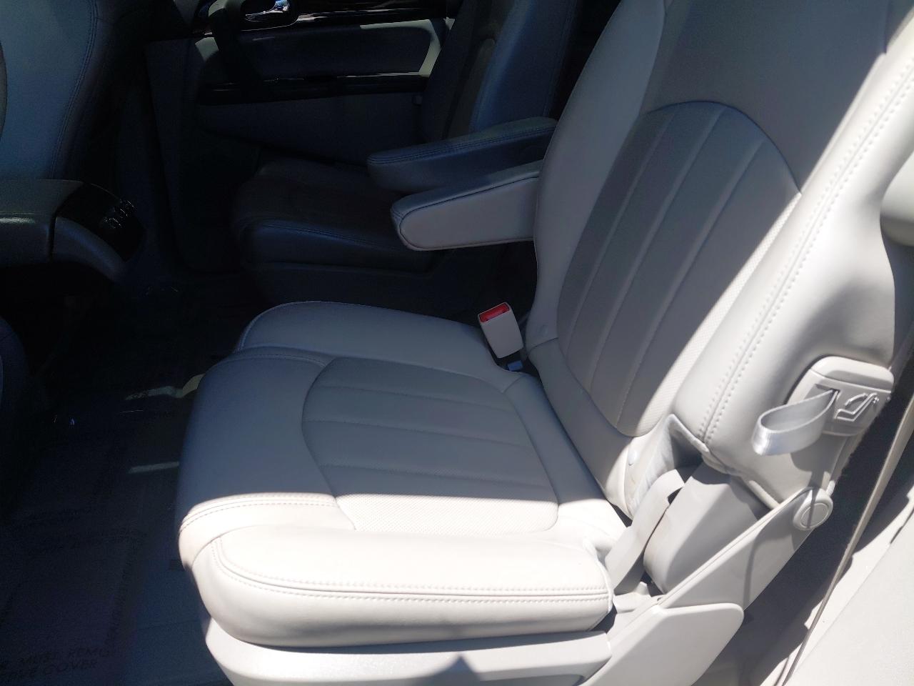 Buick Enclave AWD 4dr Leather 2014