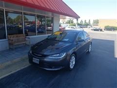 2016 Chrysler 200 