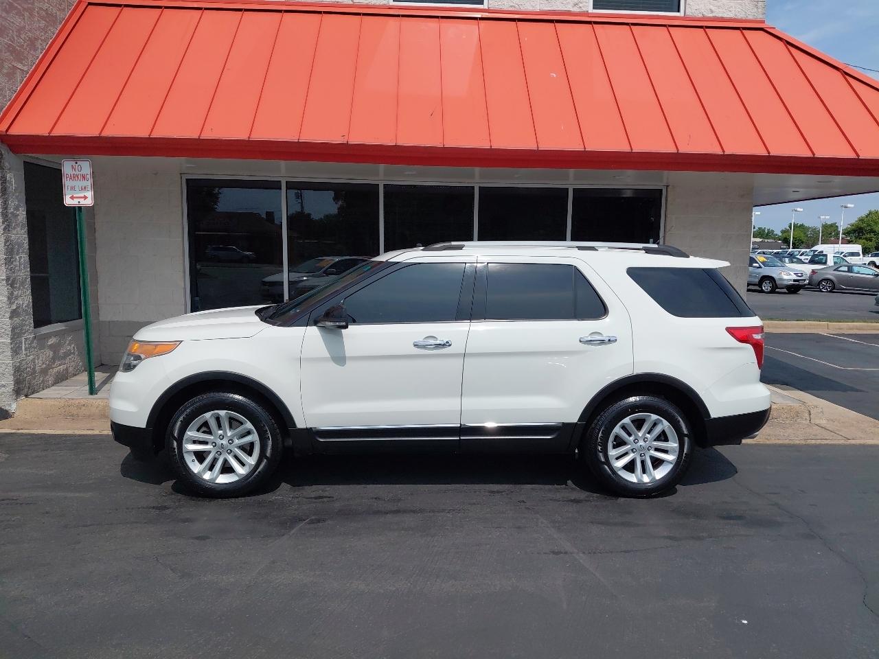 Ford Explorer 4WD 4dr XLT 2012