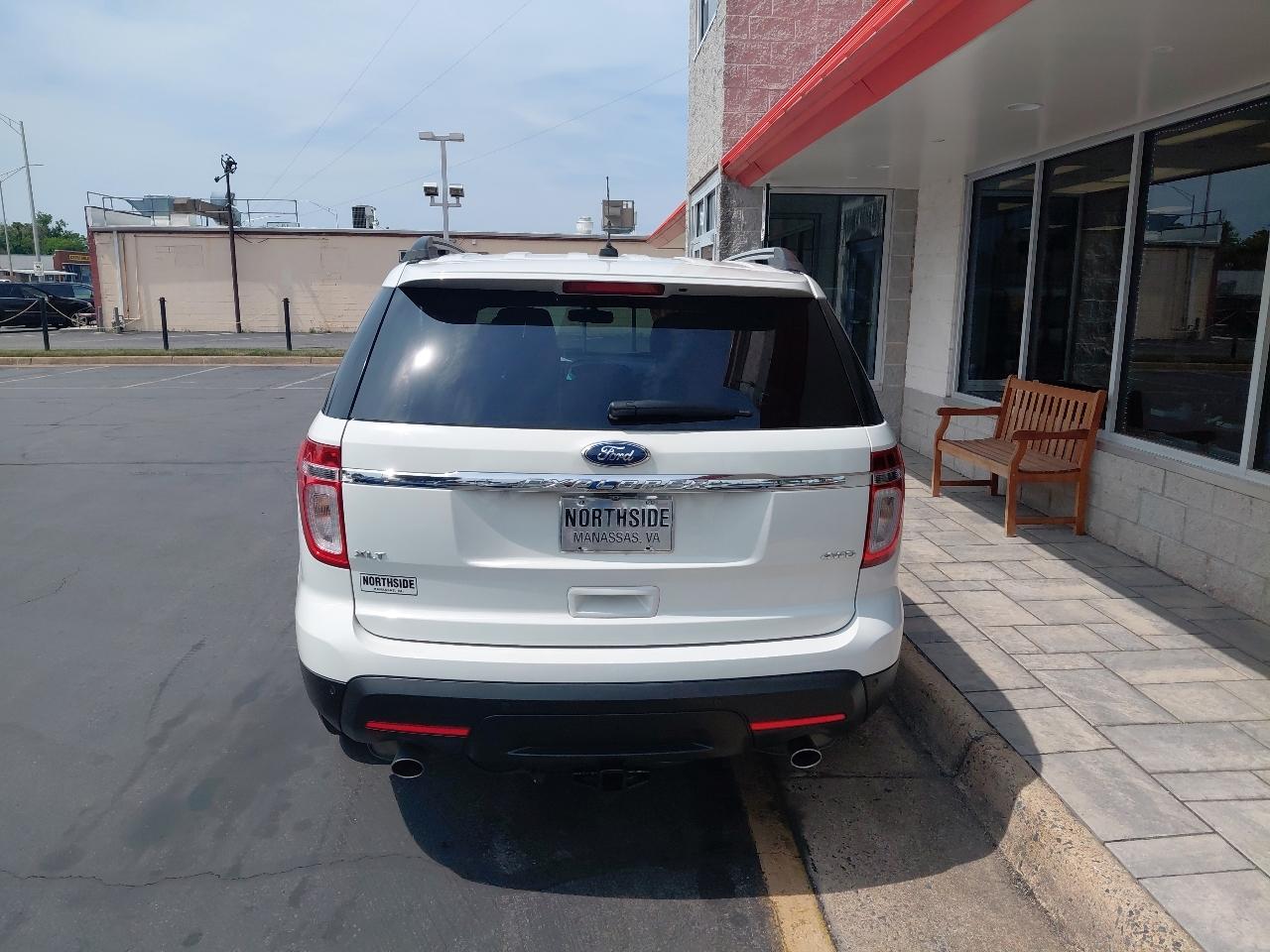 Ford Explorer 4WD 4dr XLT 2012
