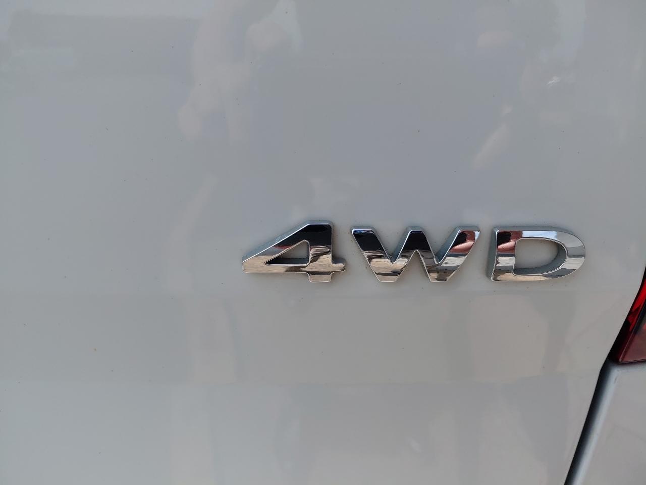 Ford Explorer 4WD 4dr XLT 2012