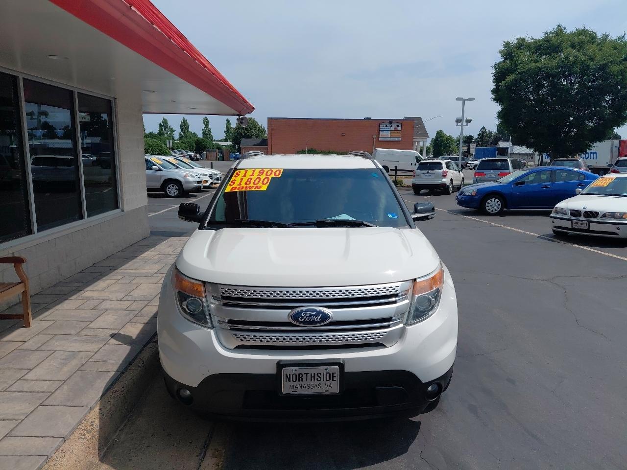 Ford Explorer 4WD 4dr XLT 2012