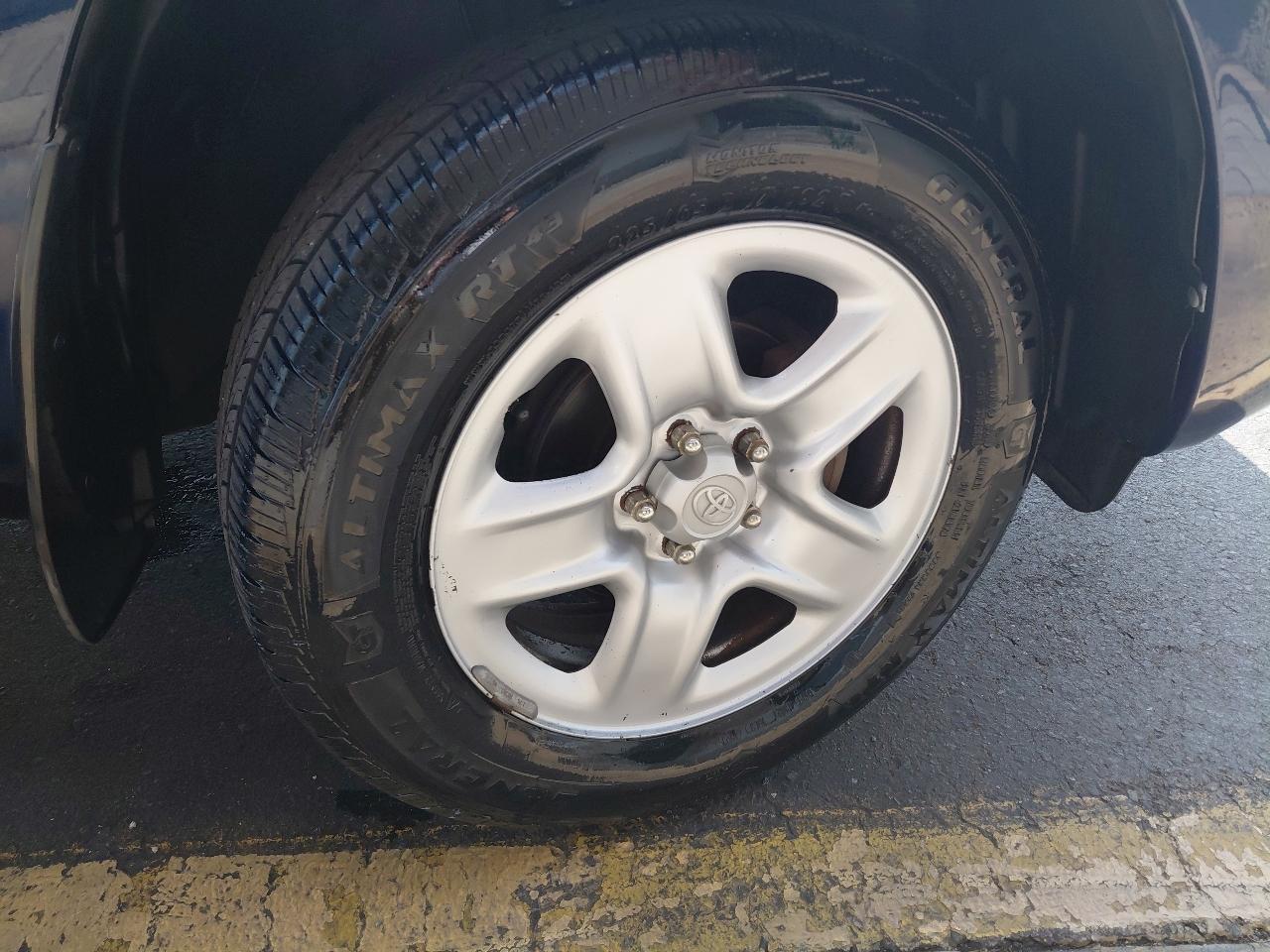Toyota RAV4 4WD 4dr 4-cyl (Natl) 2007