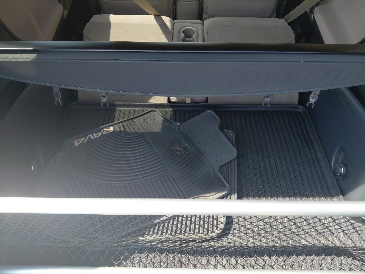 Toyota RAV4 4WD 4dr 4-cyl (Natl) 2007