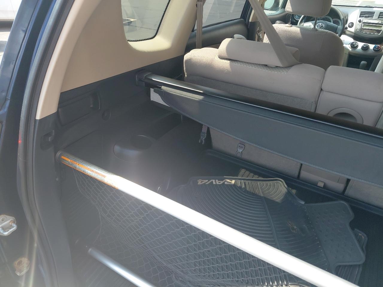 Toyota RAV4 4WD 4dr 4-cyl (Natl) 2007