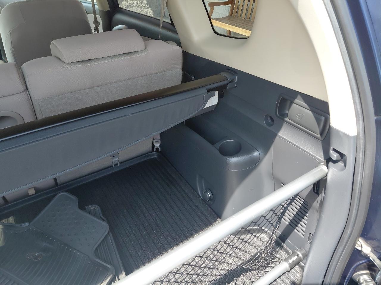 Toyota RAV4 4WD 4dr 4-cyl (Natl) 2007
