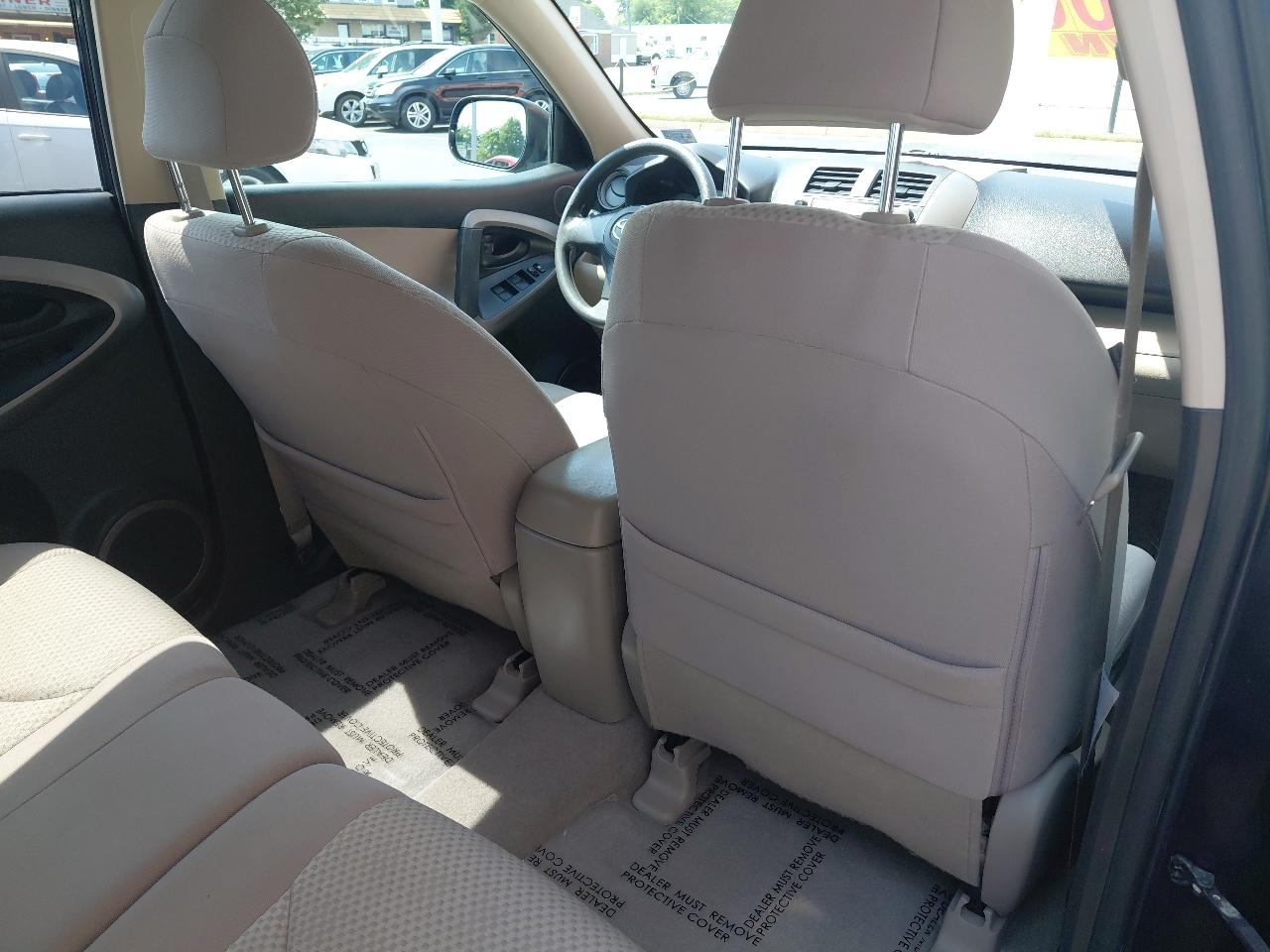 Toyota RAV4 4WD 4dr 4-cyl (Natl) 2007