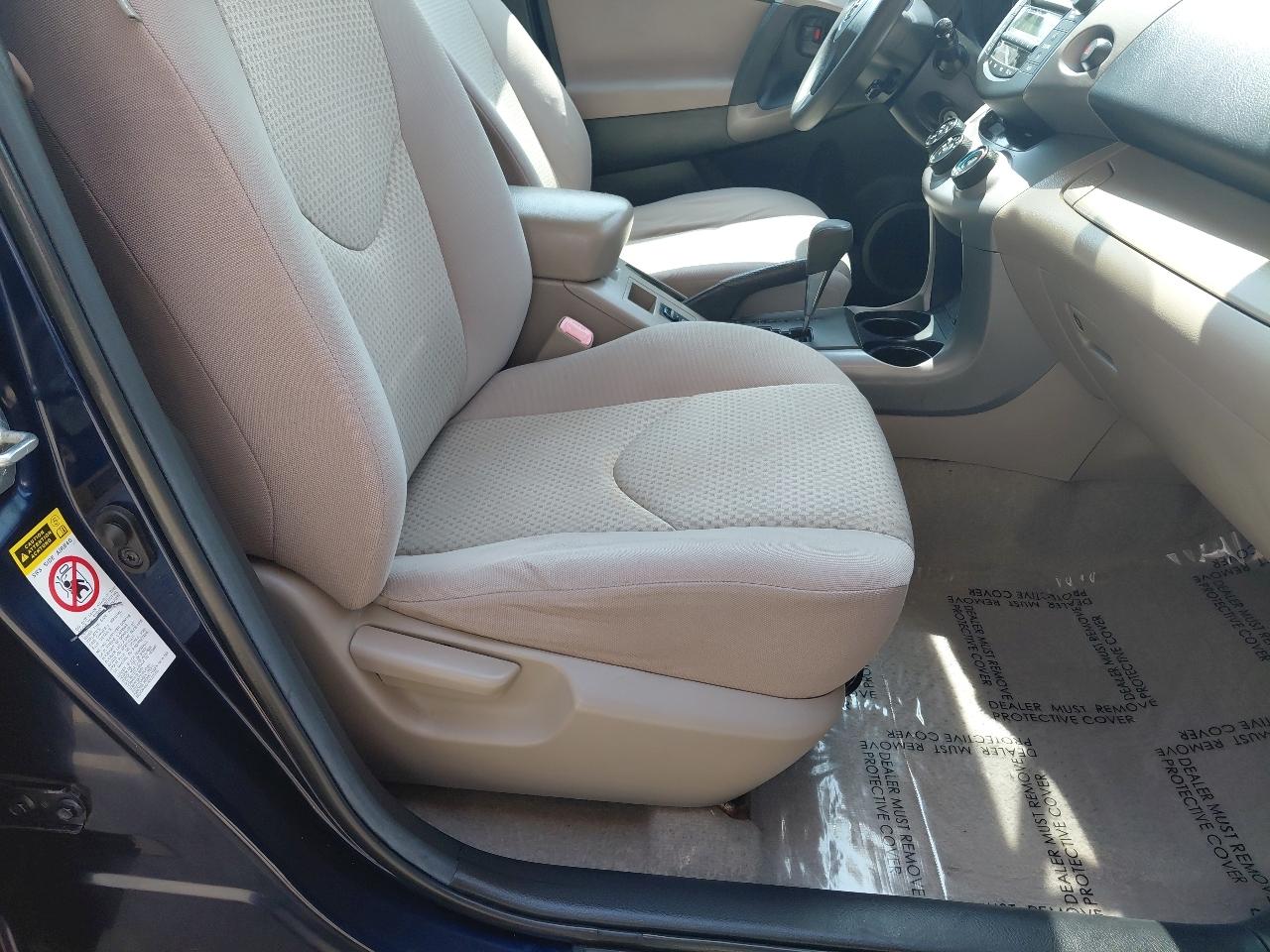 Toyota RAV4 4WD 4dr 4-cyl (Natl) 2007