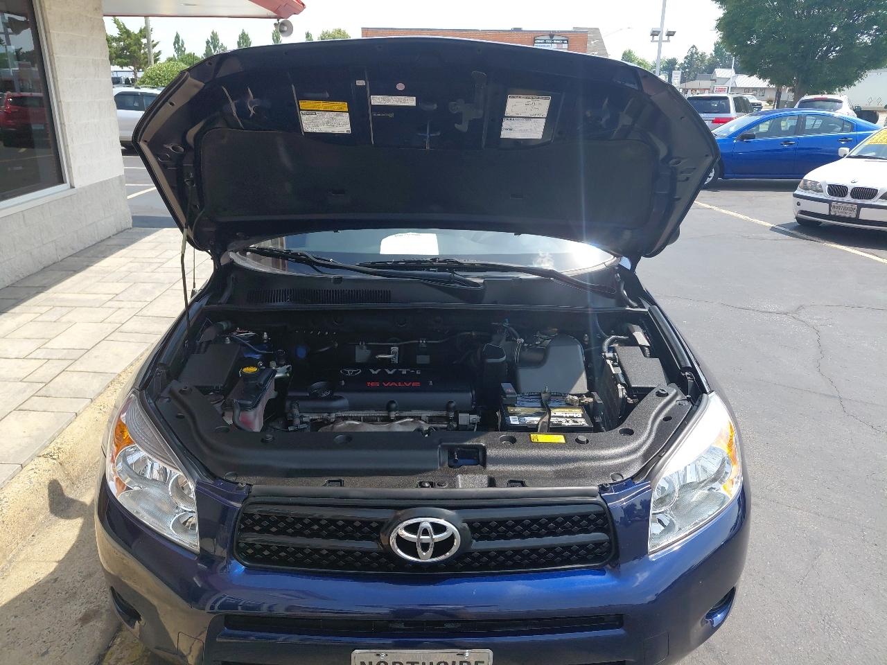 Toyota RAV4 4WD 4dr 4-cyl (Natl) 2007